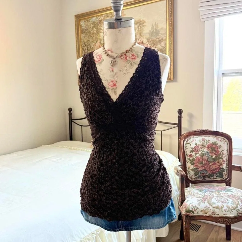 Y2K brown lace v neck tank INC fits like a medium - Picture 2 of 4